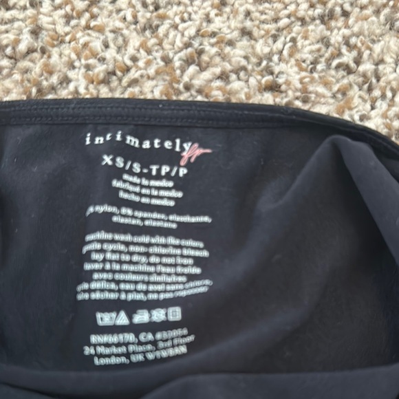 Free People Intimately Black Fitted Cap Sleeve Top NWOT - Picture 3 of 3